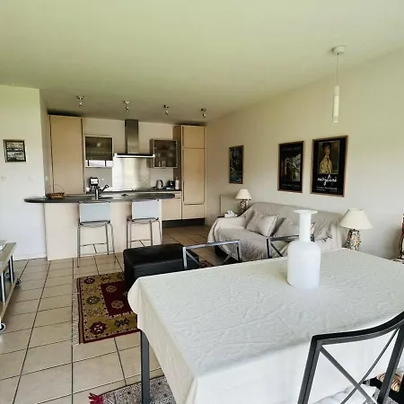Appartement Cambo-les-bains, 2 Pièces, 2 Personnes - Fr-1-495-19 *